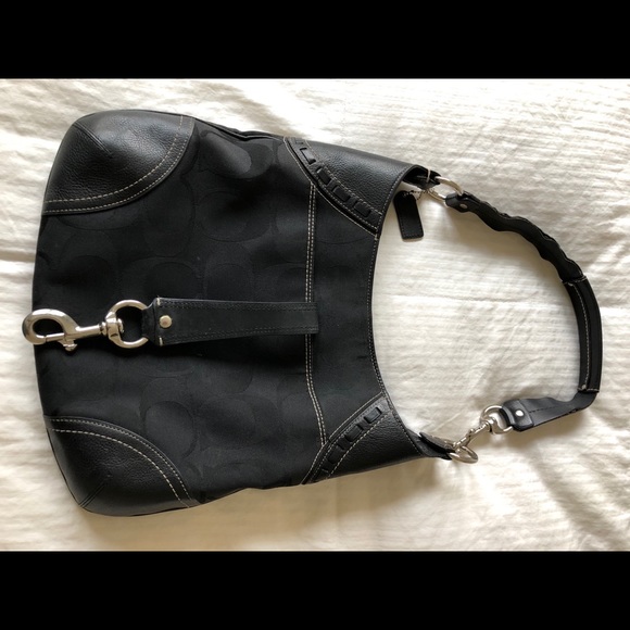 Coach Carryall Shoulder Bag - Picture 2 of 3